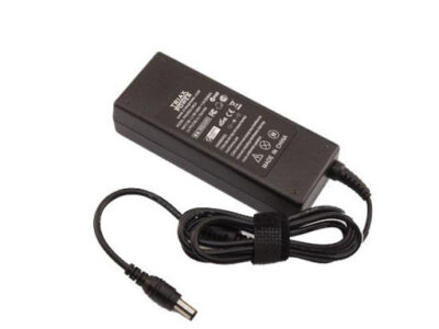 PUNJAČ TRIAX POWER 15V/6A ZA TOSHIBU