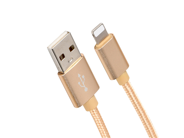 KABL USB NA IPHONE 1.2M 3A ZLATNI 028886 XWAVE